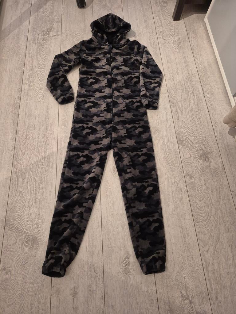Onsie camouflage maat 134/140, Ophalen of Verzenden, Zo goed als nieuw, Onbekend, Jongen of Meisje