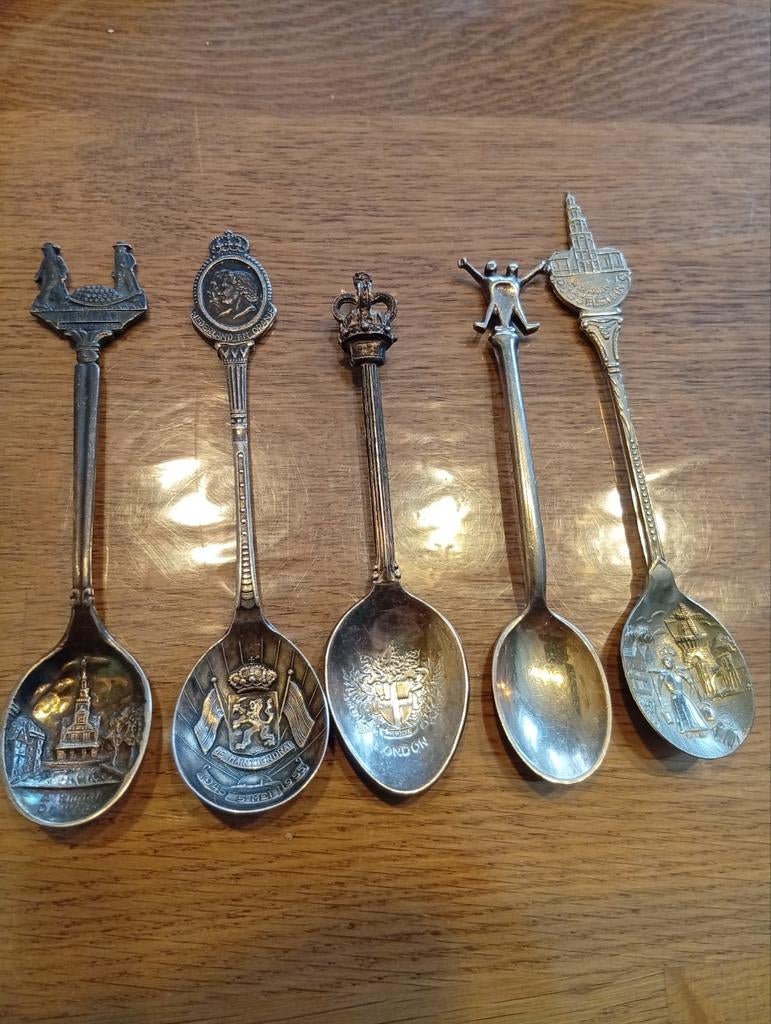 Verzameling van 5 oude souvenir lepeltjes, Ophalen of Verzenden