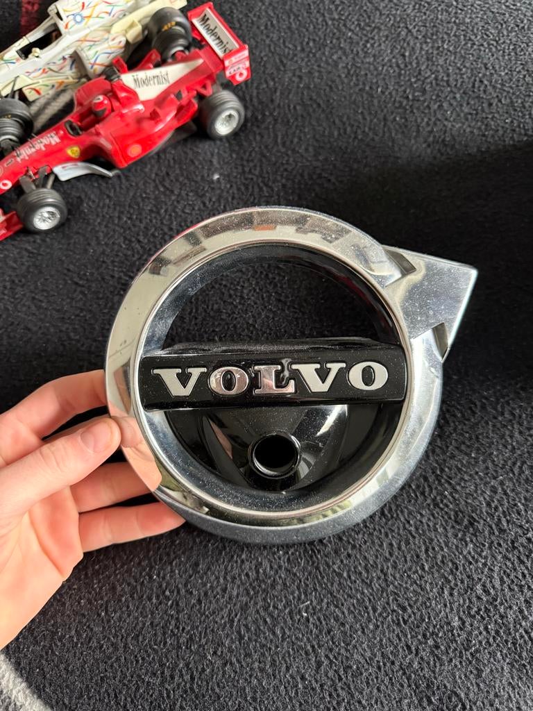 Origineel Volvo Logo Voorzijde - 360 Camera Voorbereid, Auto-onderdelen, Gebruikt, Voor, Ophalen of Verzenden, Volvo