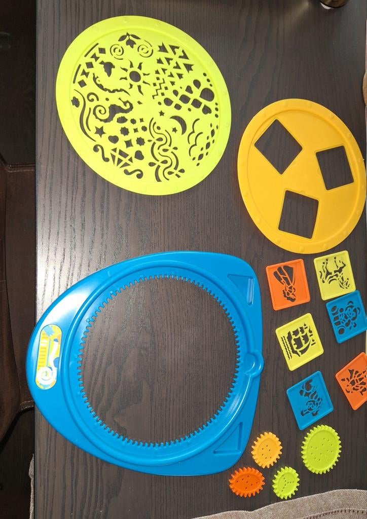 Teken set Spirograph., Ophalen of Verzenden, Zo goed als nieuw