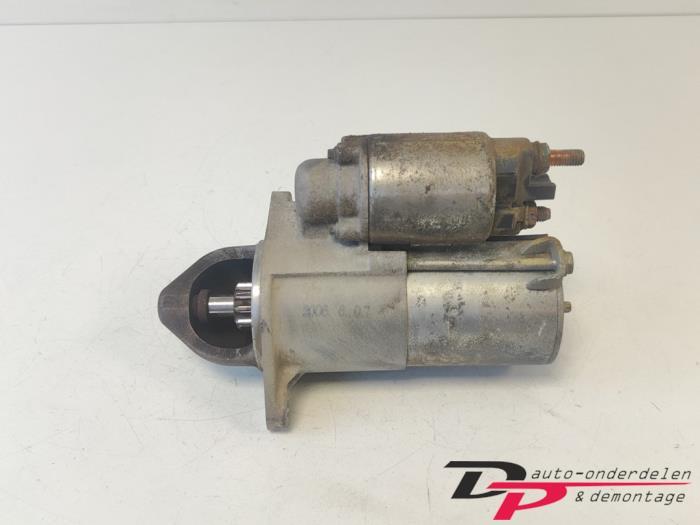 Startmotor van een Opel Astra