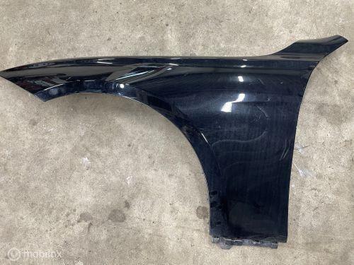 Foto 3 van Zijscherm BMW 3-serie F30 LCI  41009621597 / 41009621598