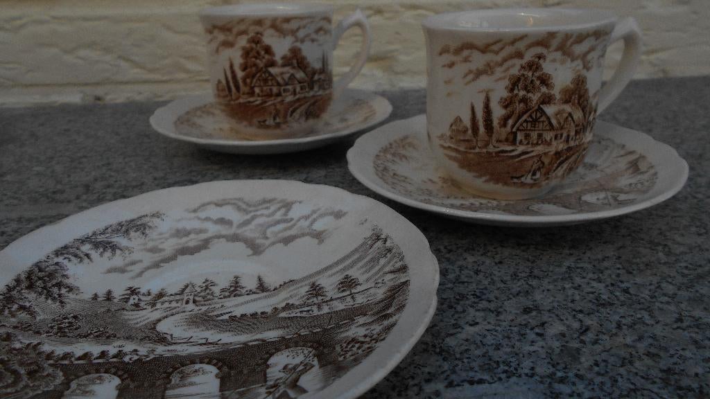 bruin 2 kop en 3 schotel Bridge Scene Crown Ducal England, Ophalen of Verzenden
