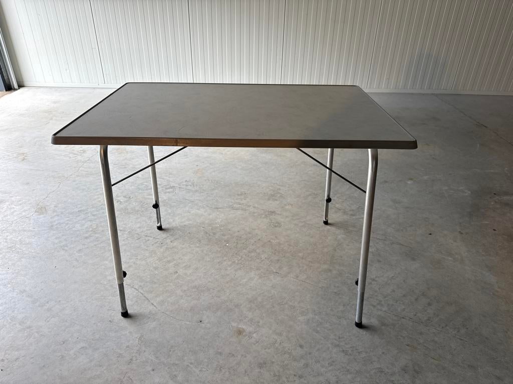 Verstelbare Campingtafel - Ideaal voor Outdoor!, Huis en Inrichting, Tafels | Eettafels, Ophalen, Gebruikt, 50 tot 100 cm, Metaal