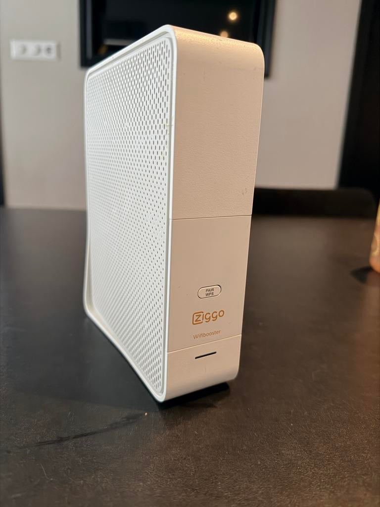 Ziggo Wifi Booster - Perfect voor thuisnetwerk, Ophalen of Verzenden, Zo goed als nieuw
