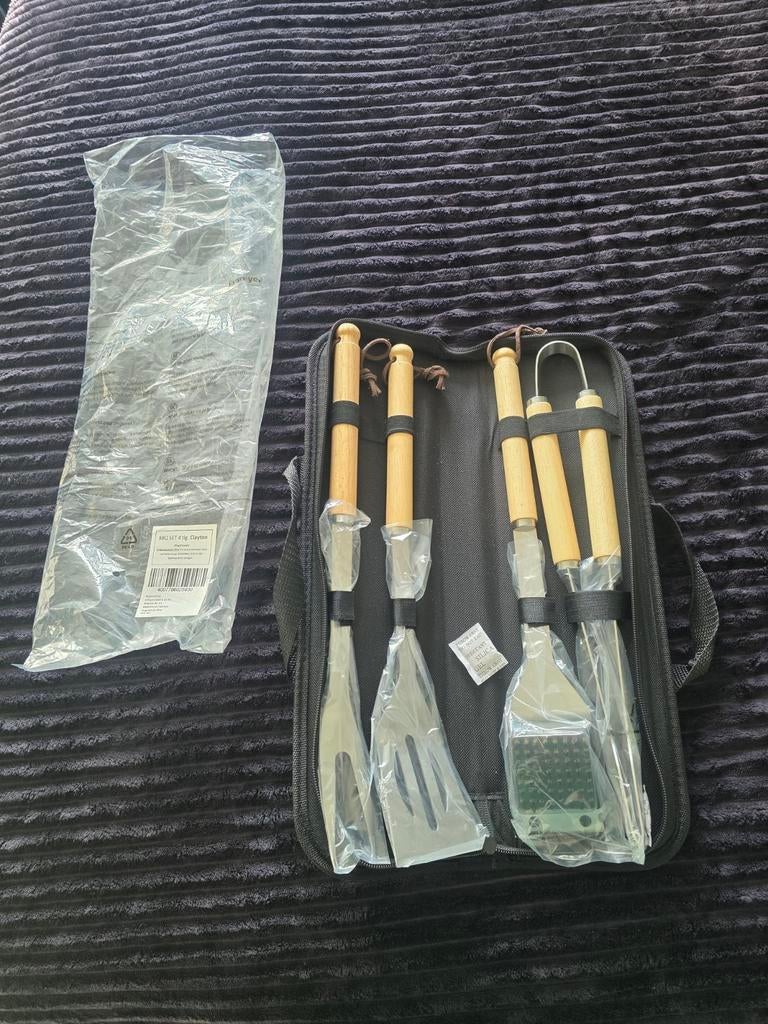 Nieuwe BBQ set in verpakking, Ophalen, Nieuw, Esmeyer