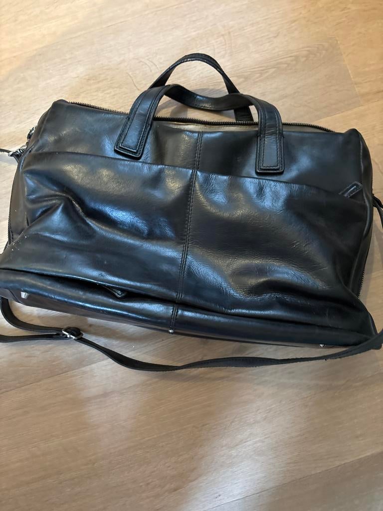 Gratis leren zwarte tas, Sieraden, Tassen en Uiterlijk, Tassen | Schoudertassen, Ophalen, Zwart