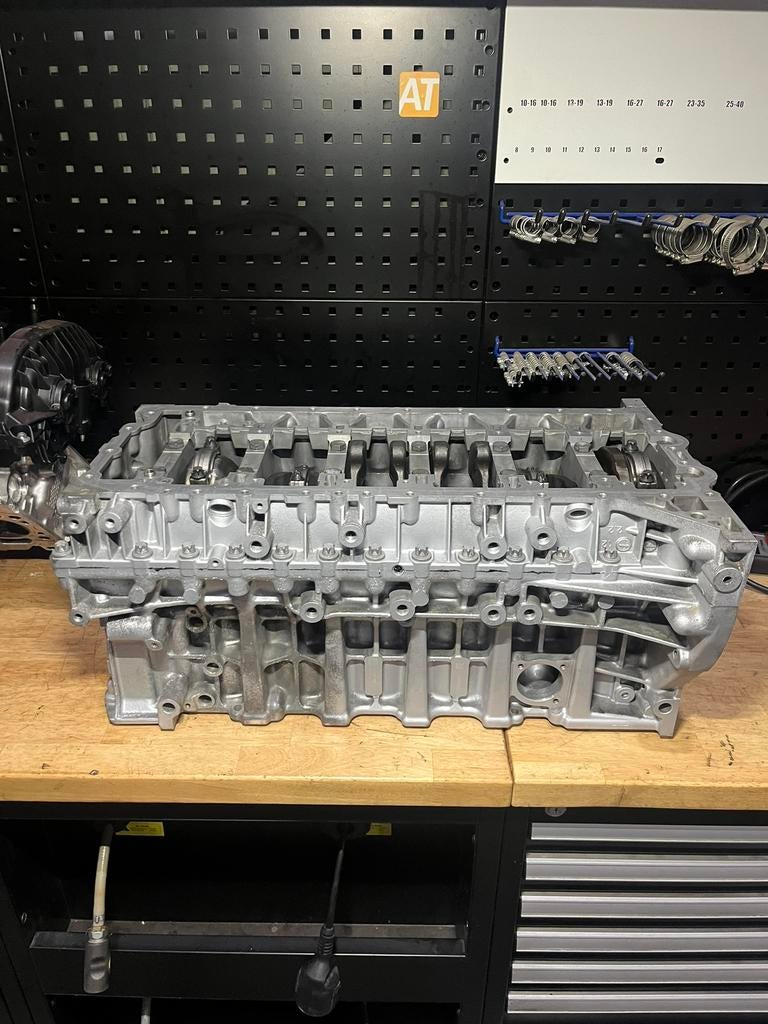 BMW N55 N55B30A onderblok krukas zuigers NIEUW TYPE, Ophalen, Nieuw, BMW