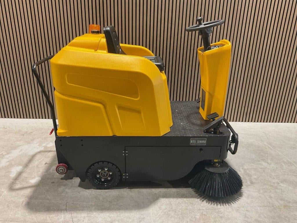 RTE Zelfrijdende Schoonmaakwagen Twee modellen‼️, Ophalen
