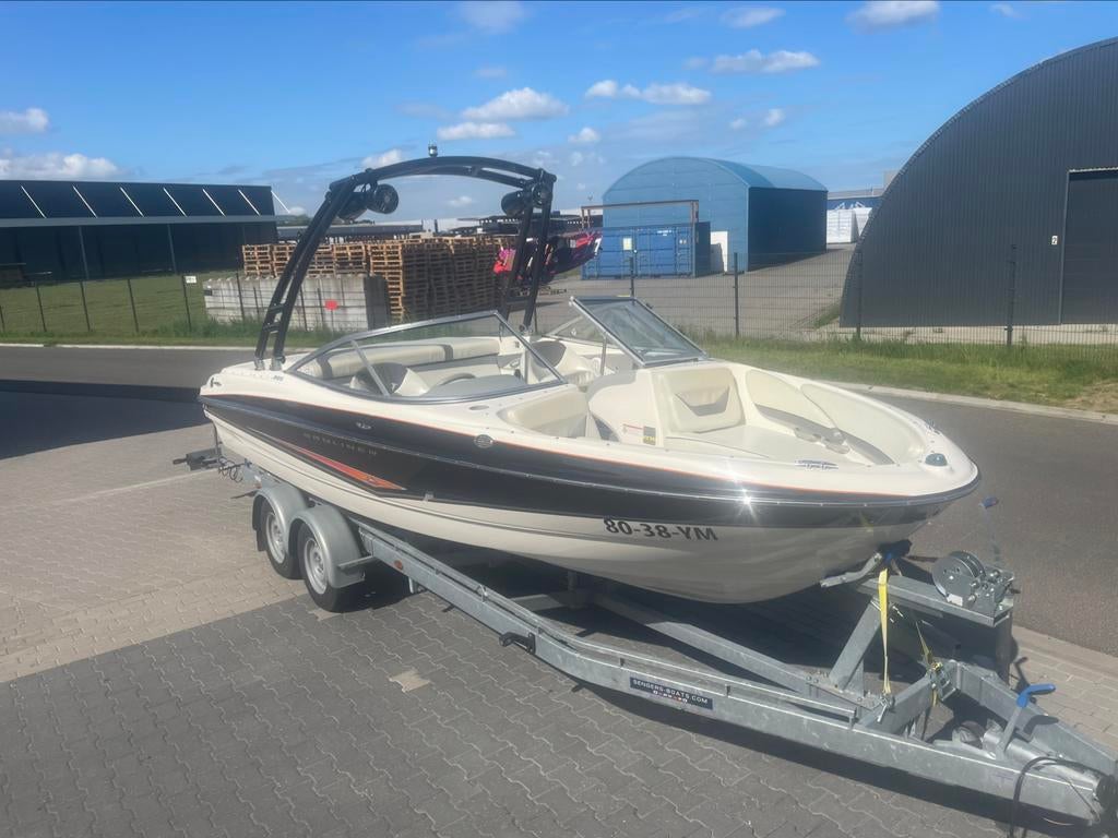 Bayliner 205 top staat, Watersport en Boten, Speedboten, Ophalen, Binnenboordmotor, 6 meter of meer, Zo goed als nieuw