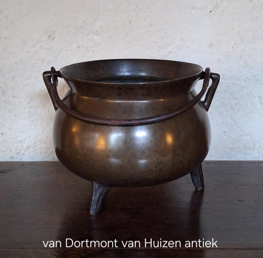 Hollandse bronzen grape, 17e eeuw., Antiek en Kunst, Antiek | Koper en Brons, Ophalen of Verzenden, Brons