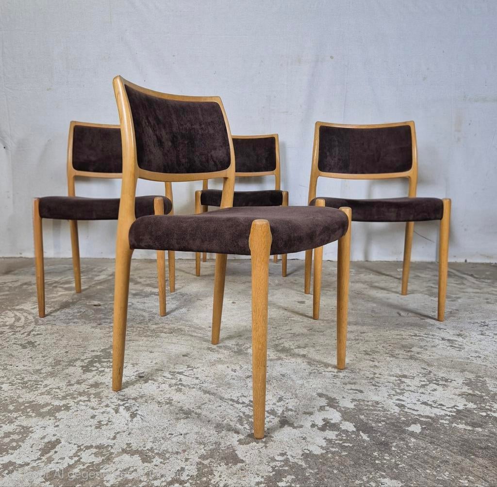 4x Niels Møller model 80 vintage eiken eetkamerstoel Deens, Niels Moller, Bruin, Zo goed als nieuw, Vier
