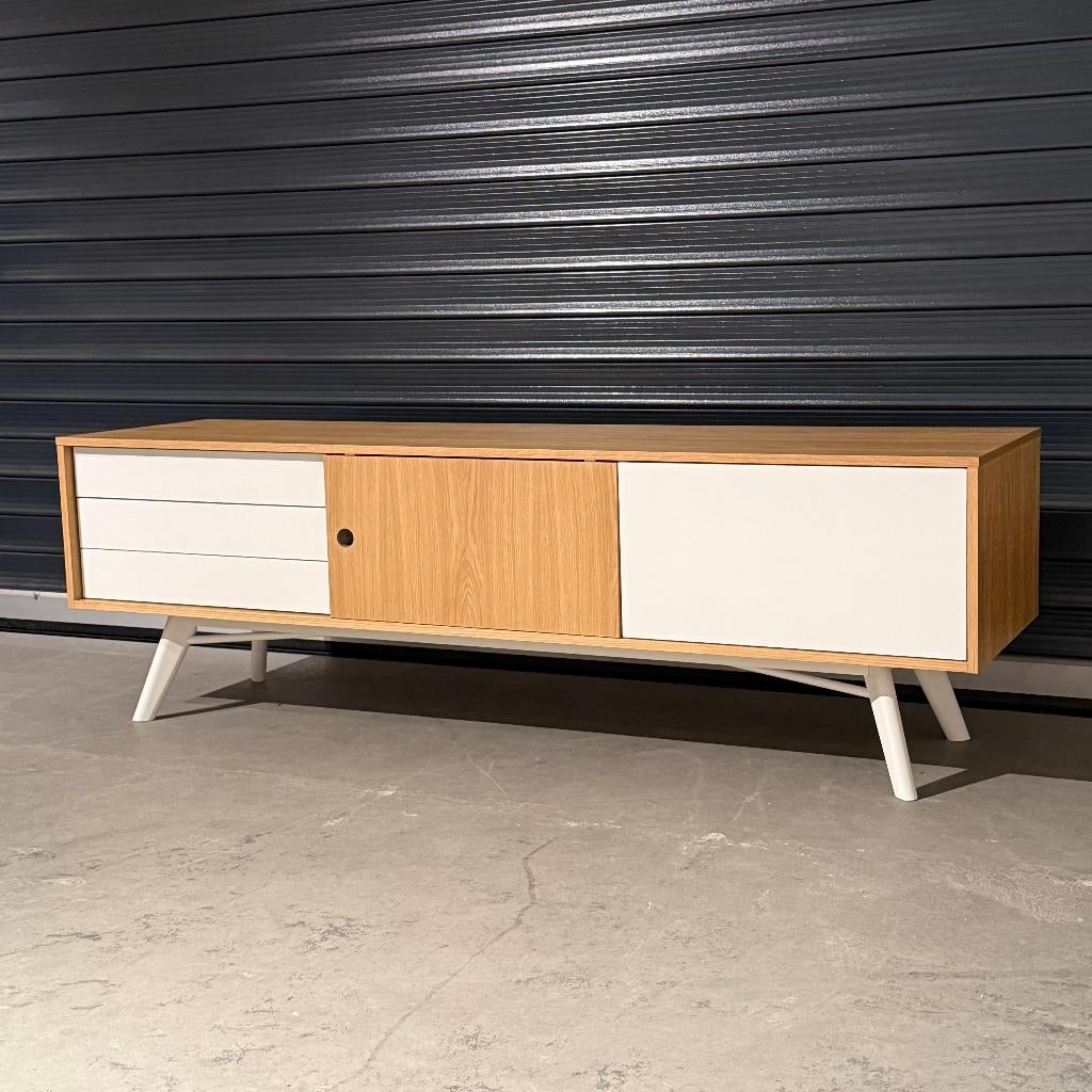 tv dressoir japandi eiken met mat wit laden en deuren, Huis en Inrichting, Kasten | Dressoirs, Nieuw, 150 tot 200 cm, 25 tot 50 cm