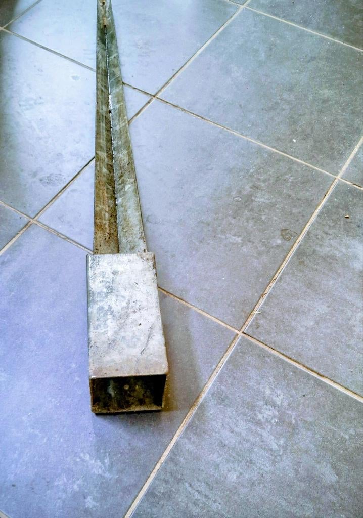 4 stuks metalen paalhouders - zie foto's, Ophalen of Verzenden, Gebruikt, IJzer