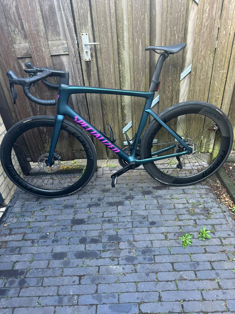 Te koop: Wielrenfiets Specialized tarmac comp / 105 DI2, Fietsen en Brommers, Carbon, Zo goed als nieuw, 57 tot 61 cm, Meer dan 20 versnellingen