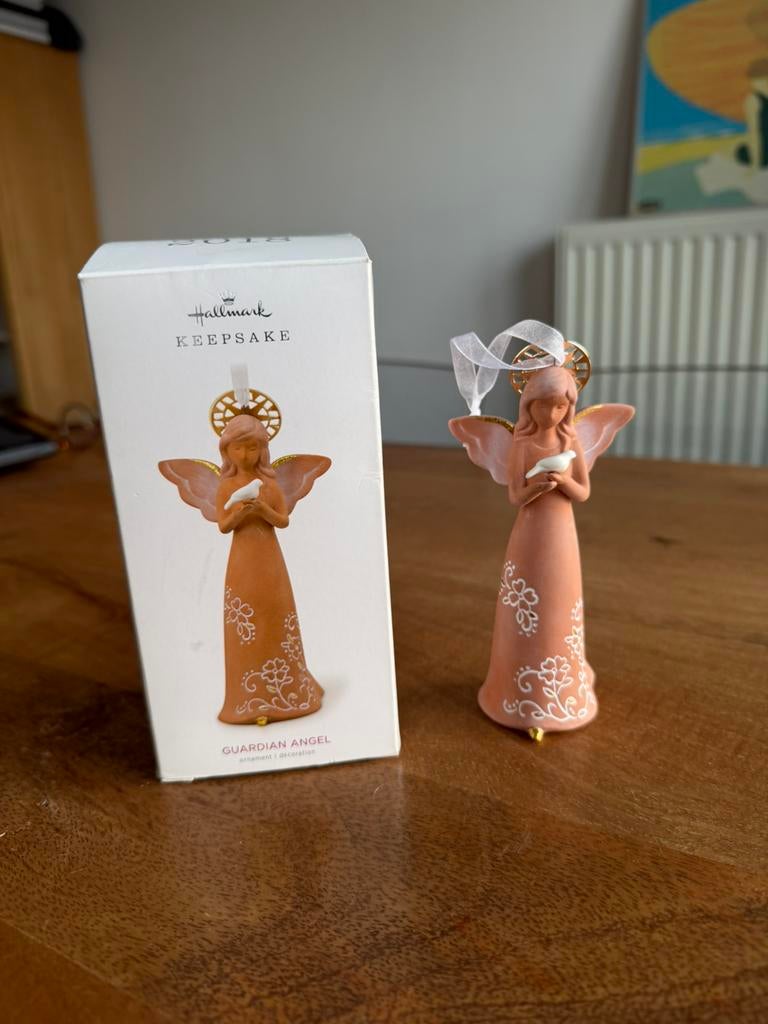 Hallmark Keepsake guardian angel (2018), Verzamelen, Beelden en Beeldjes, Ophalen of Verzenden, Zo goed als nieuw, Overige typen