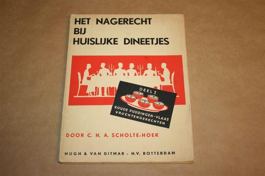 Het nagerecht bij huiselijke dineetjes - 1935 !!, Boeken, Kookboeken, Ophalen of Verzenden, Gelezen, Italië
