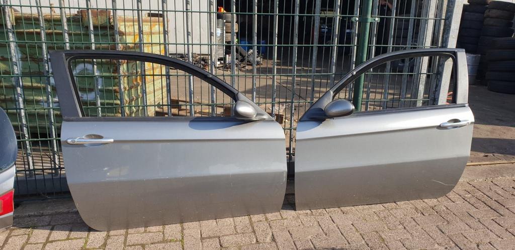 ALFA 147 PORTIEREN LINKS+RECHTS BJ 2007, Auto-onderdelen, Ophalen of Verzenden, Gebruikt, Deur