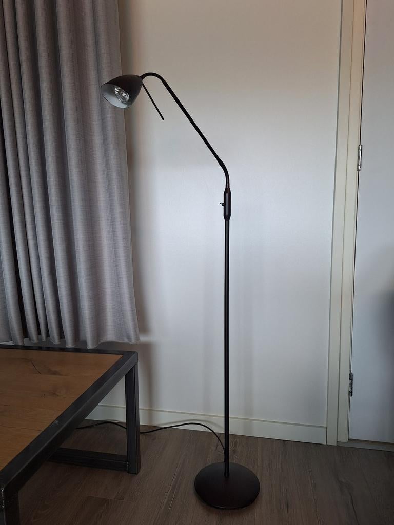 Te koop, leuke leeslamp., Ophalen, Gebruikt, Metaal, 100 tot 150 cm