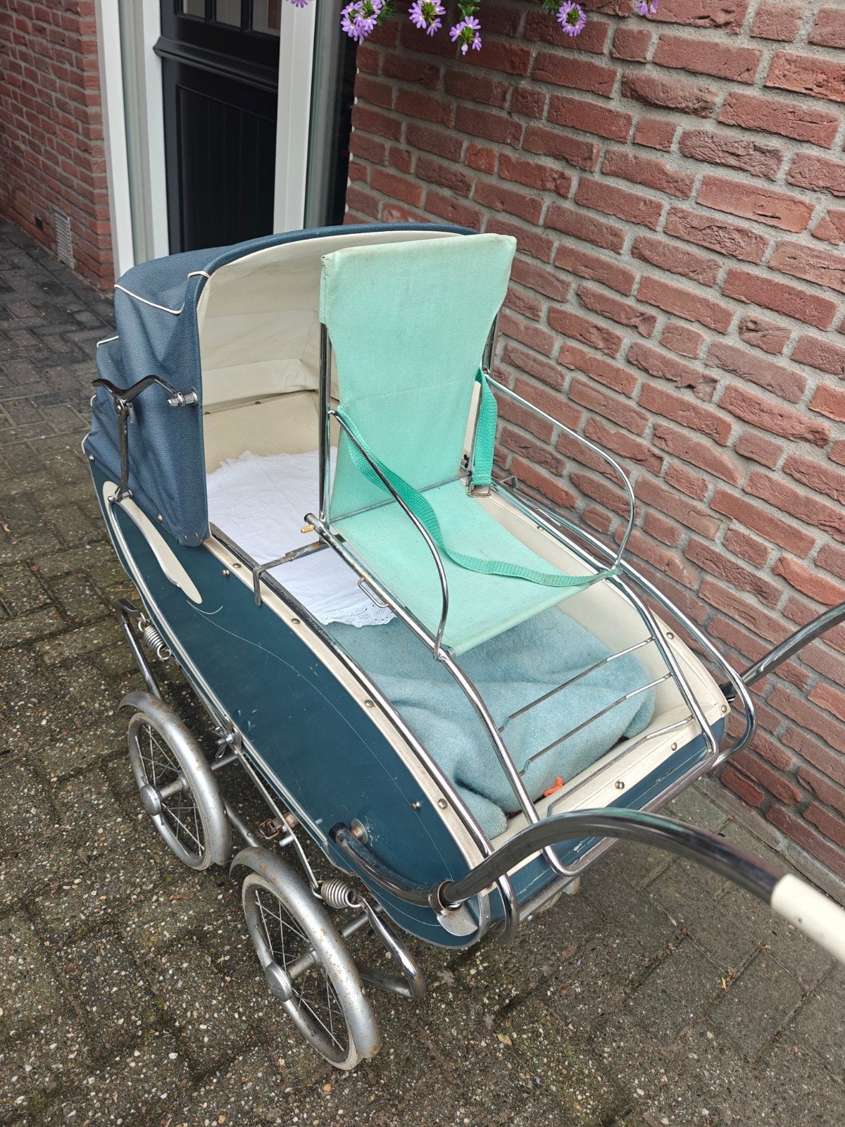 Vintage Antieke Kinderwagen - Ouderwetse Stijl, Gebruikt, Met reiswieg, Ophalen, Kinderwagen
