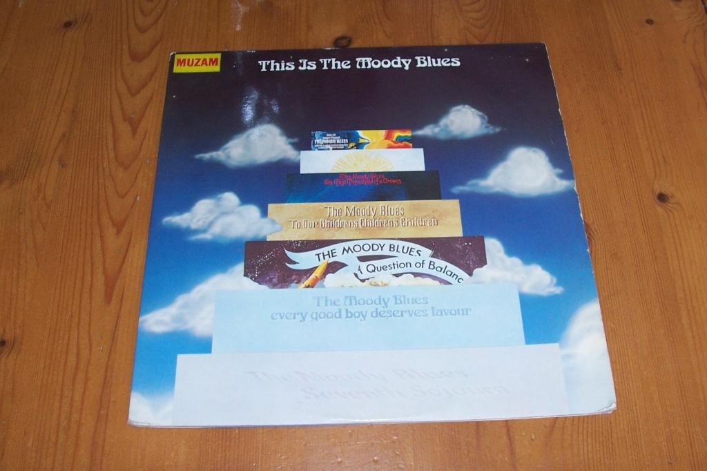 The Moody Blues – This Is The Moody Blues, Ophalen of Verzenden, 1970 - 1979, Gebruikt, 12 inch