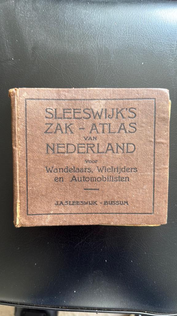 Sleeswijk's Zak-Atlas van Nederland - Wandelaars, Wielrijder, Gelezen, Overige atlassen, Ophalen of Verzenden, 1800 tot 2000