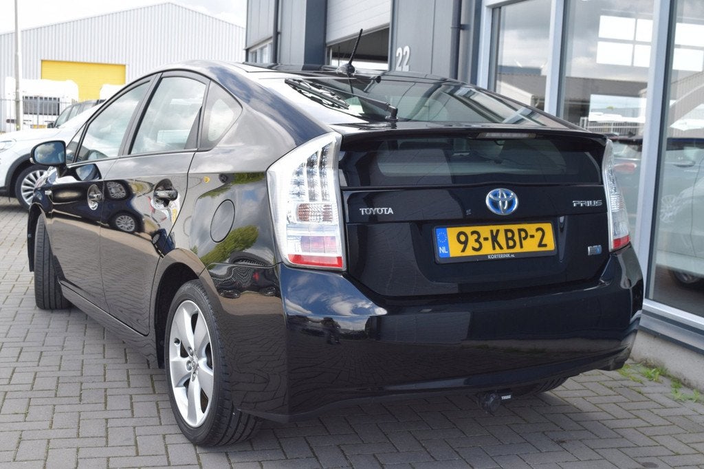 Toyota Prius 1.8 Aspiration | Clima | Cruise | NAP + APK 5-2, Auto's, Toyota, Stof, Gebruikt, Zwart, 4 cilinders