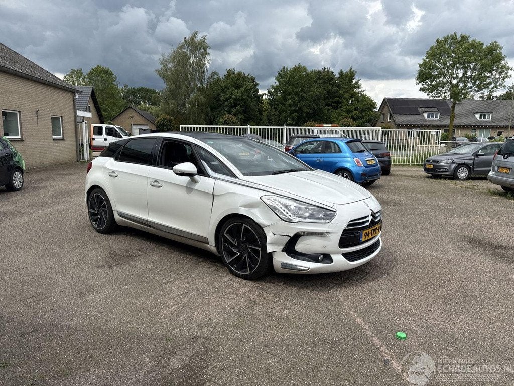 Citroën DS5 2.0 HDi Sport Chic REST BPM €700,-!, Auto diversen, Schadeauto's, Webaccessibility@stellantis.com, Citroën, Stellantis N.V.