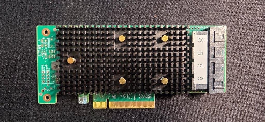 Homelab LSI 9400-16i HBA & AMD Radeon Pro WX 3100, PCI-Express 3, AMD, DisplayPort, Ophalen of Verzenden