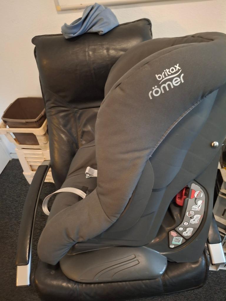 Britax Römer autostoel - Comfort en veiligheid, Kinderen en Baby's, Autostoeltjes, Gebruikt, Romer, 9 t/m 18 kg, Autogordel, Verstelbare rugleuning