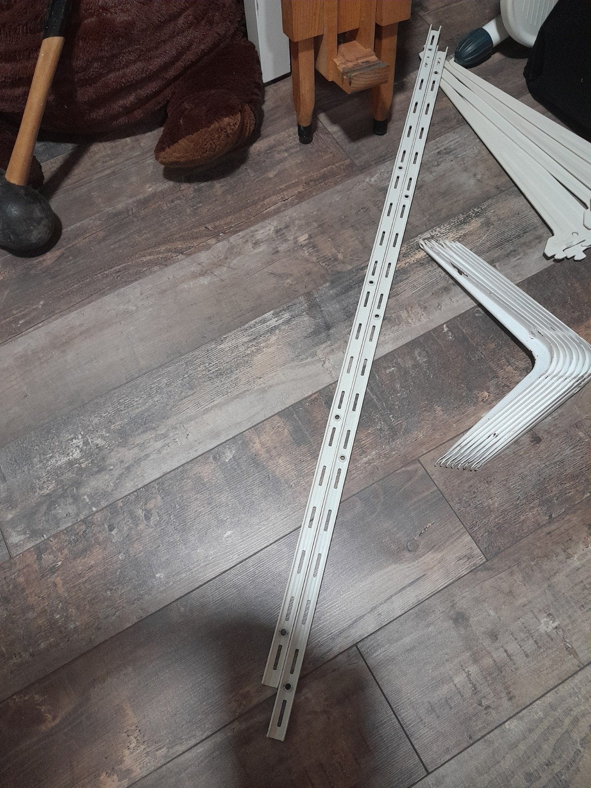 Set van 10 witte plankdragers voor wandplanken, Ophalen, Gebruikt