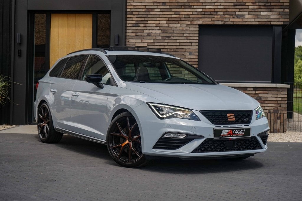 SEAT Leon ST Cupra 300 4Drive Pano/Schaalstoel/Dynamic-Grey/, Auto's, Seat, Automaat, 1557 kg, Gebruikt, Euro 6