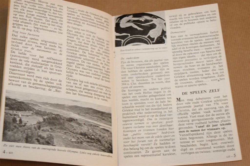 De Geest van Olympia — Olympische Spelen Vintage Boekje 1956, Ophalen of Verzenden, Gelezen, Europa