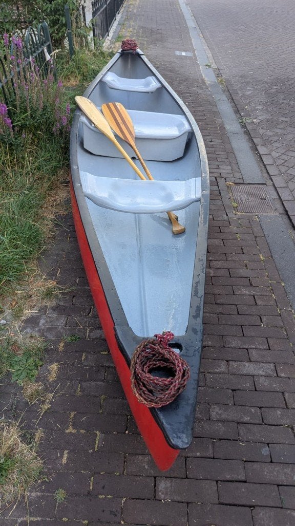 Canadese kano met trolleysysteem en reddingsvesten, Watersport en Boten, Ophalen, Gebruikt, Canadese kano of Open kano, Met peddels