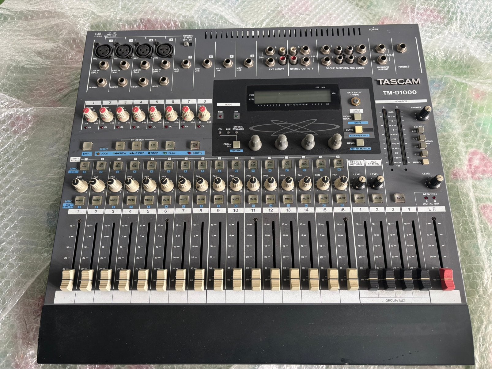 Tascam TM-D1000, Ophalen, Zo goed als nieuw, 10 tot 20 kanalen, Microfooningang