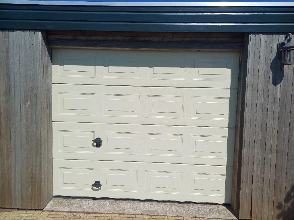 Garagedeur, Doe-het-zelf en Verbouw, Ophalen, Gebruikt, 120 cm of meer, Garagedeur