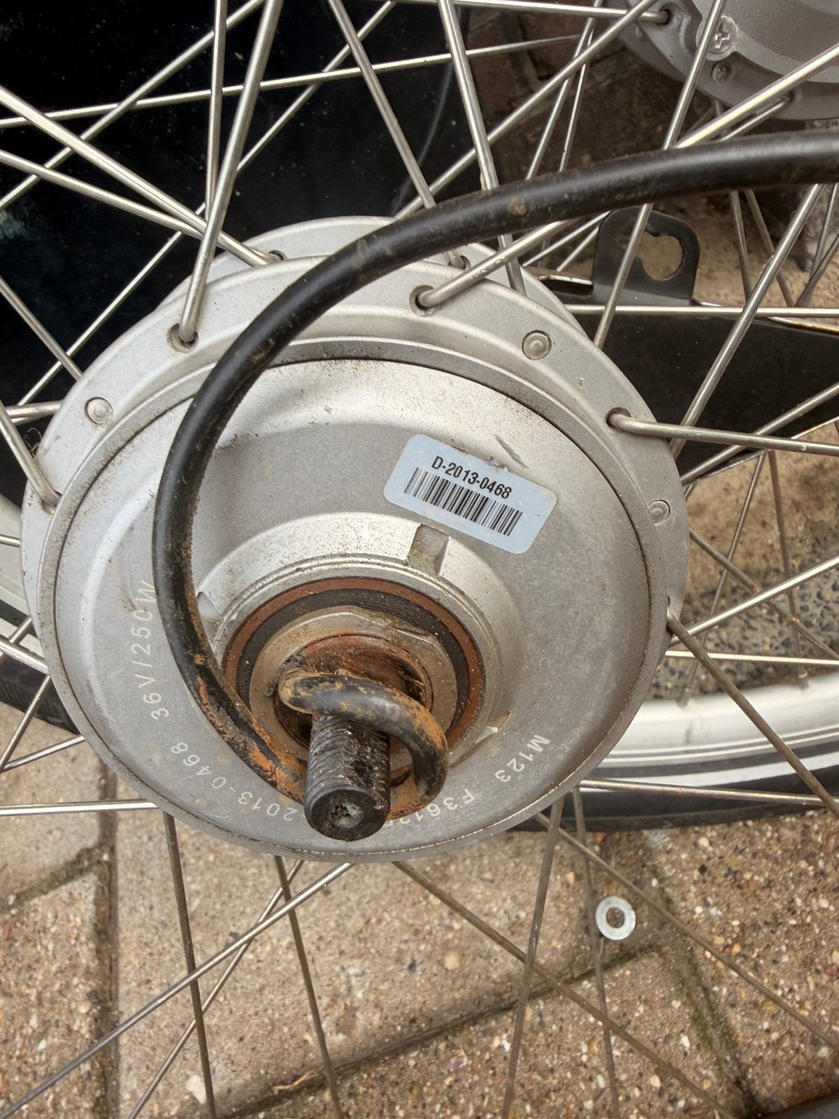 3 pin voorwielmotor, Fietsen en Brommers, Brommeronderdelen | Kreidler, Ophalen of Verzenden, Zo goed als nieuw, Overige typen