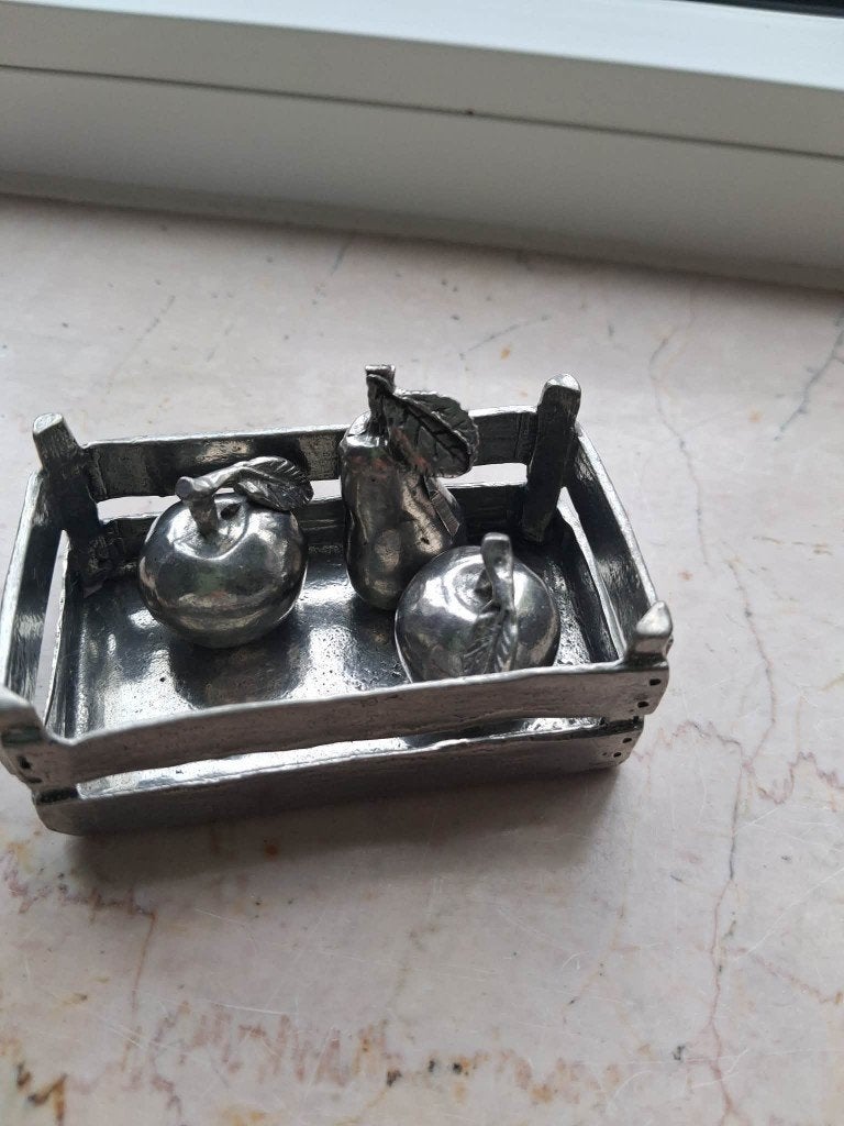 Decoratieve tinnen fruitkistje met fruit, Ophalen, Gebruikt, Overige typen