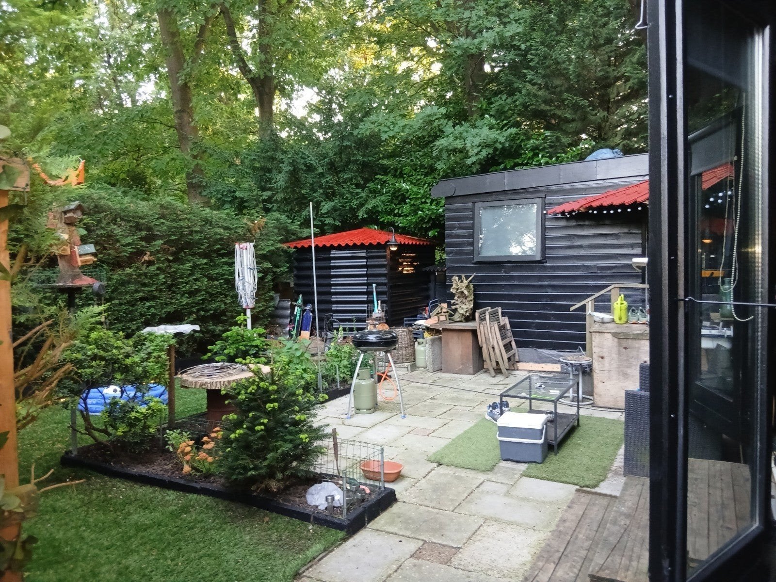 🔍Houten hoek chalet met jaarplaats voor de snelle beslisser, Tot en met 2
