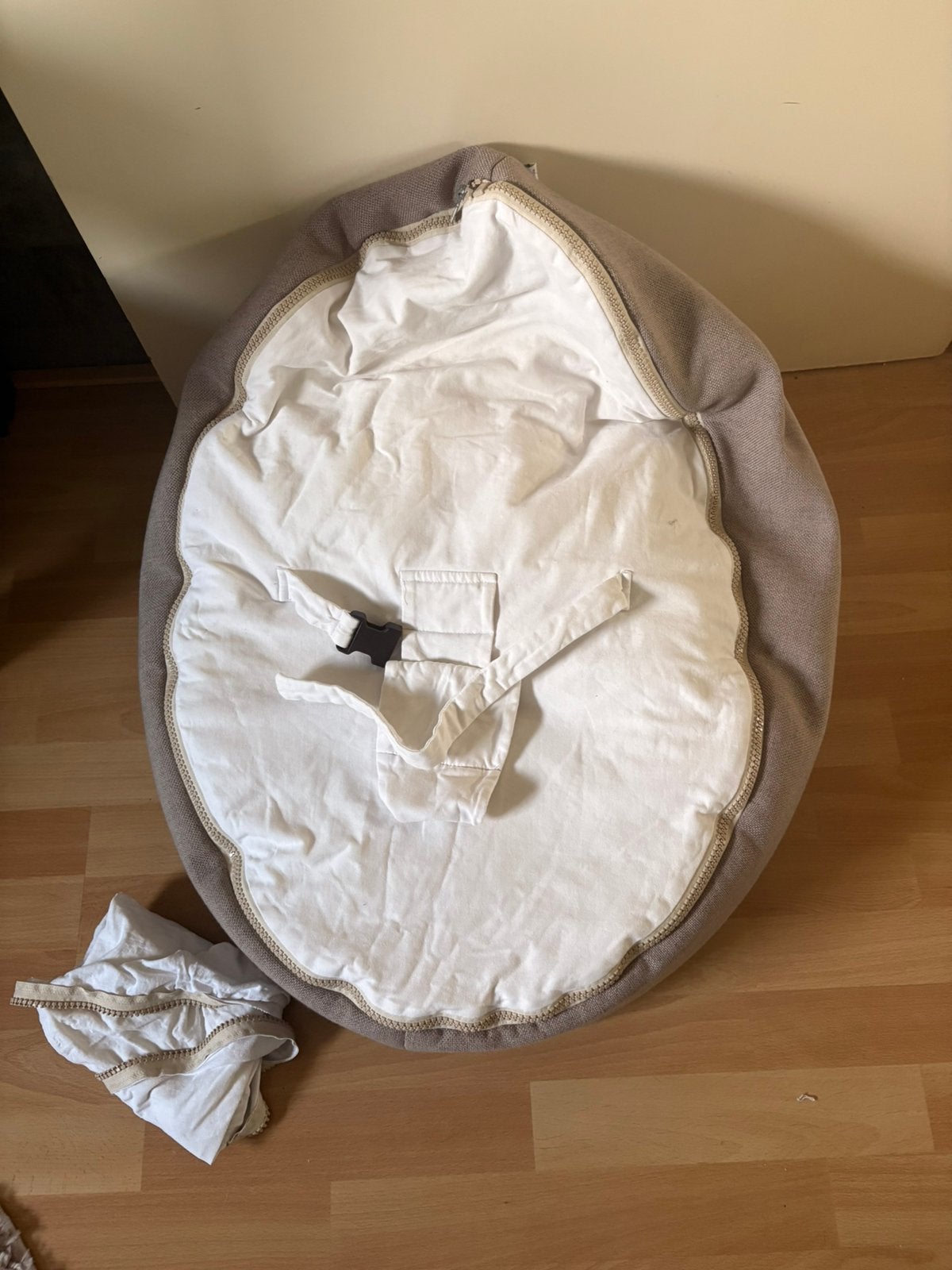 Doomoo baby seat/zitzak taupe, Ophalen of Verzenden, Zo goed als nieuw