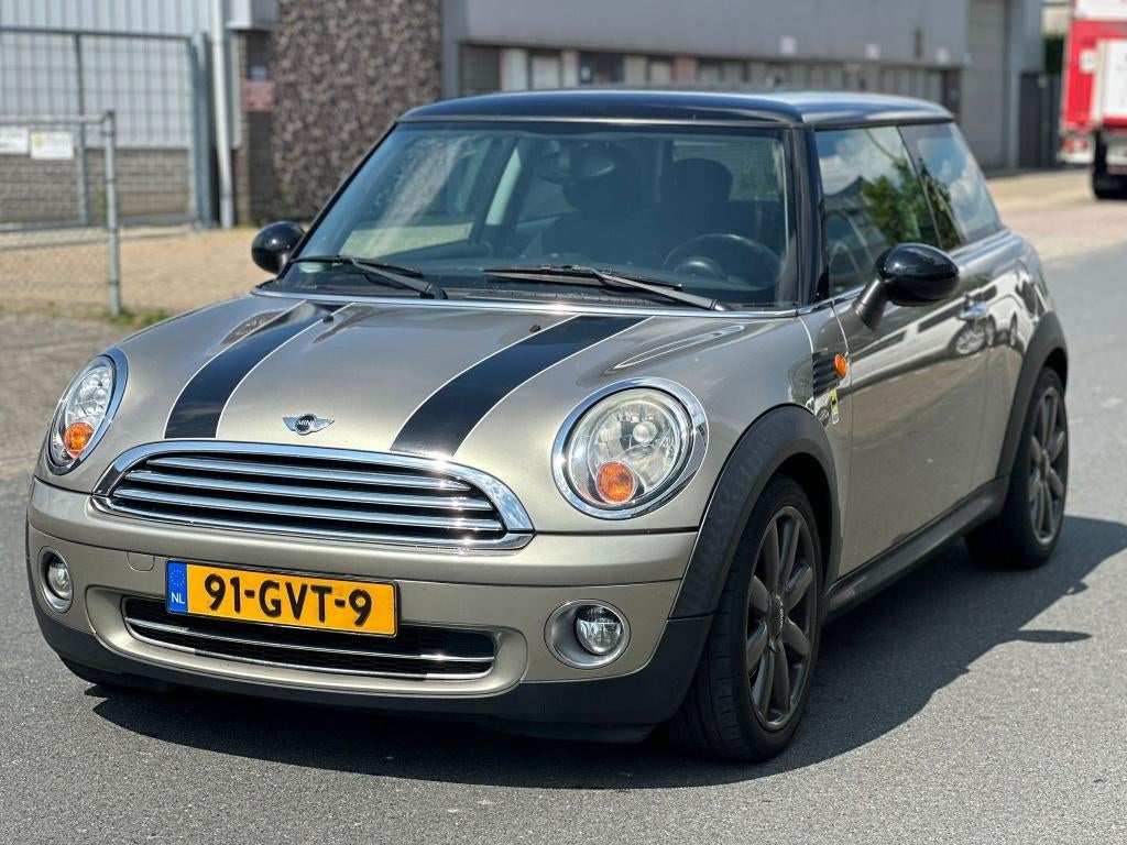 Mini Cooper 1.6 NAP/APK/AIRCO/BLUETOOTH, Auto's, Mini, 15 km/l, USB, Zwart, 4 cilinders