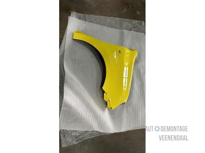 Scherm rechts-voor van een Renault Twingo (OVENW), -, Renault, -, Nieuw