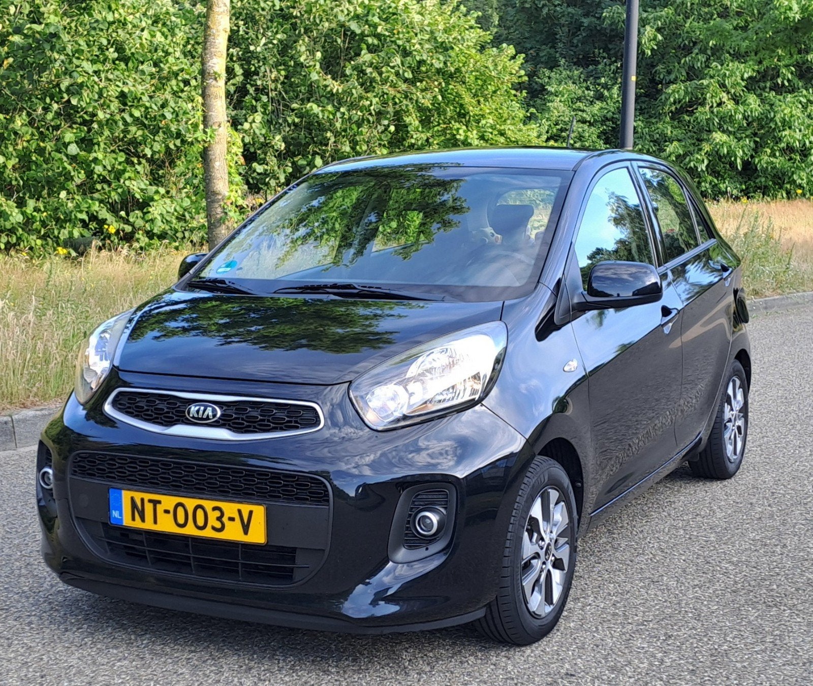 Kia Picanto 1.0 Cvvt 66 PK 5D 2017 Zwart, Stof, 4 stoelen, Zwart, Origineel Nederlands
