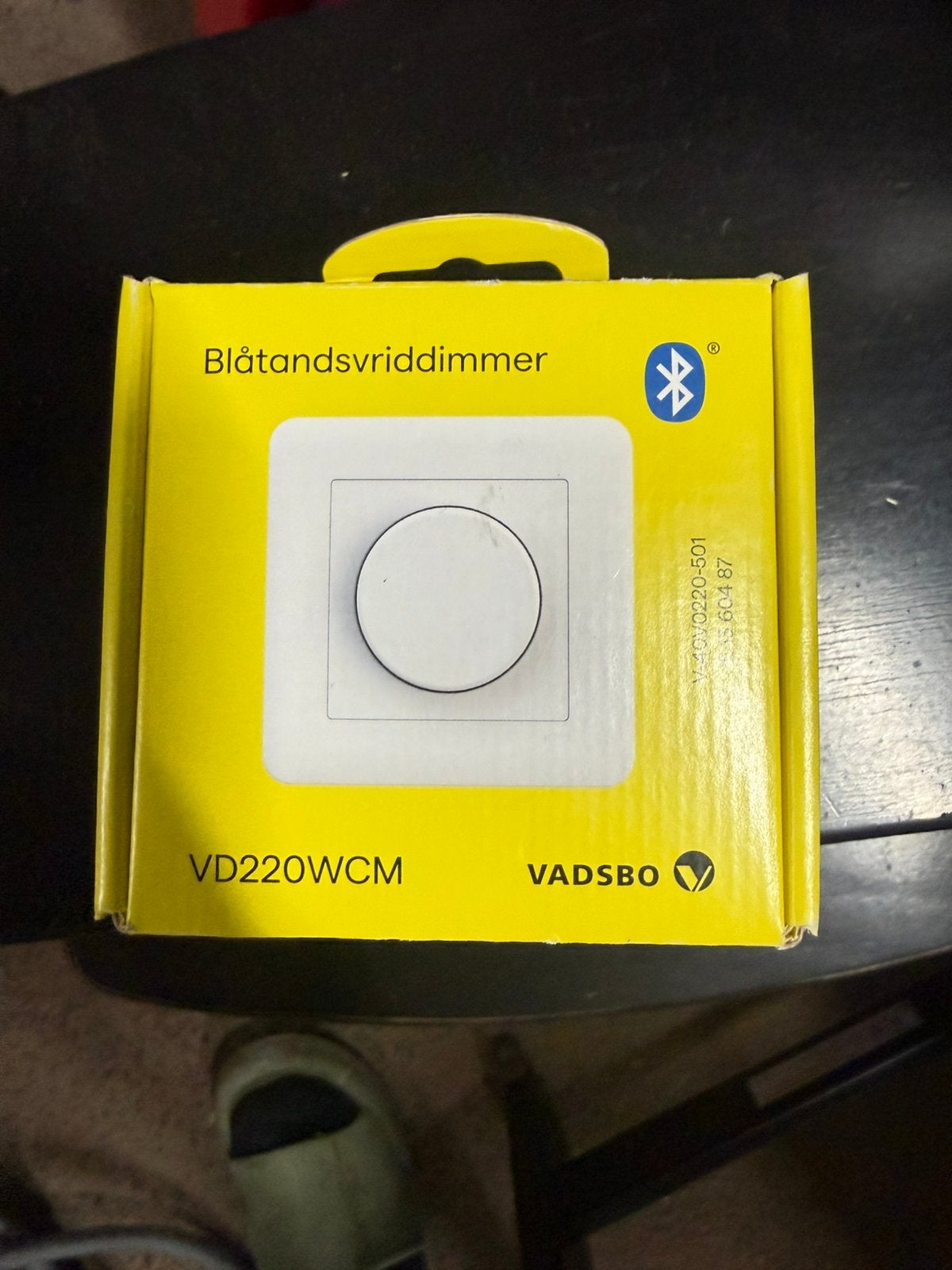 2 stuks Vadsbo digitale draaidimmers Casambi aansturing., Ophalen of Verzenden, Nieuw