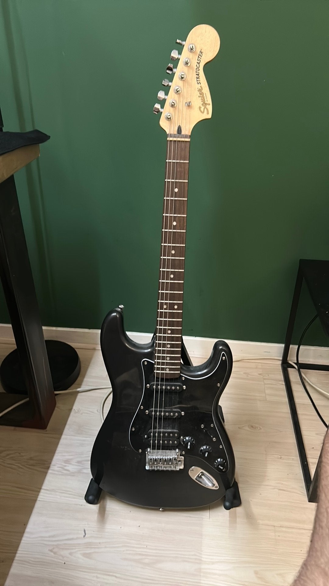 Squier Stratocaster elektrische gitaar Fender complete set, Met versterker, Zo goed als nieuw, Solid body, Ophalen