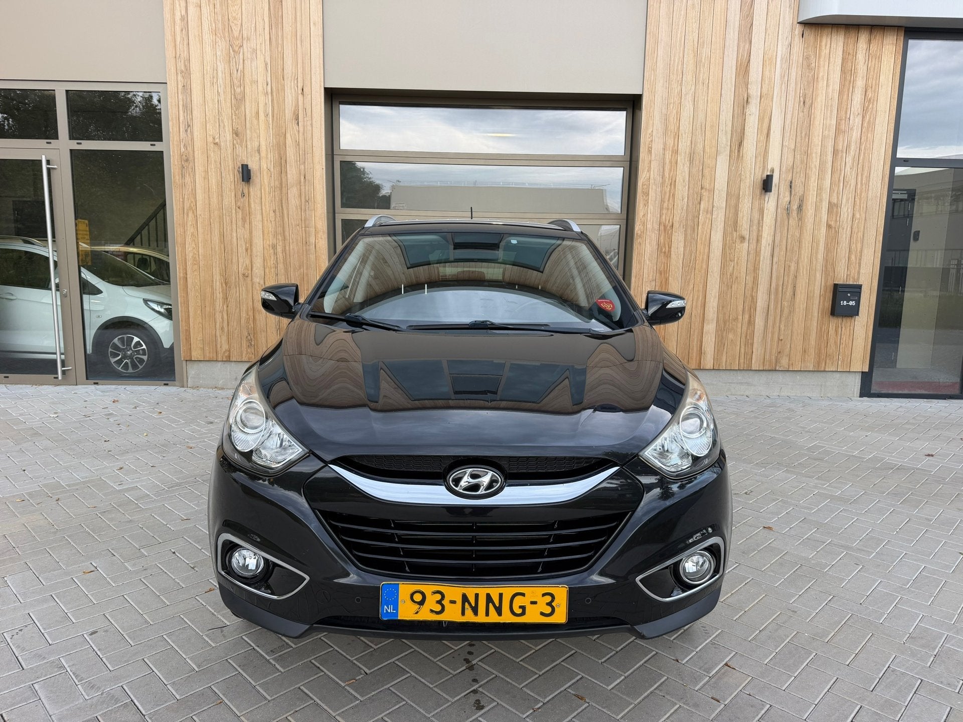 Hyundai Ix35 2.0i Business Edition 5drs| parkeersensoren| Cl, Gebruikt, Zwart, 4 cilinders, Leder en Stof
