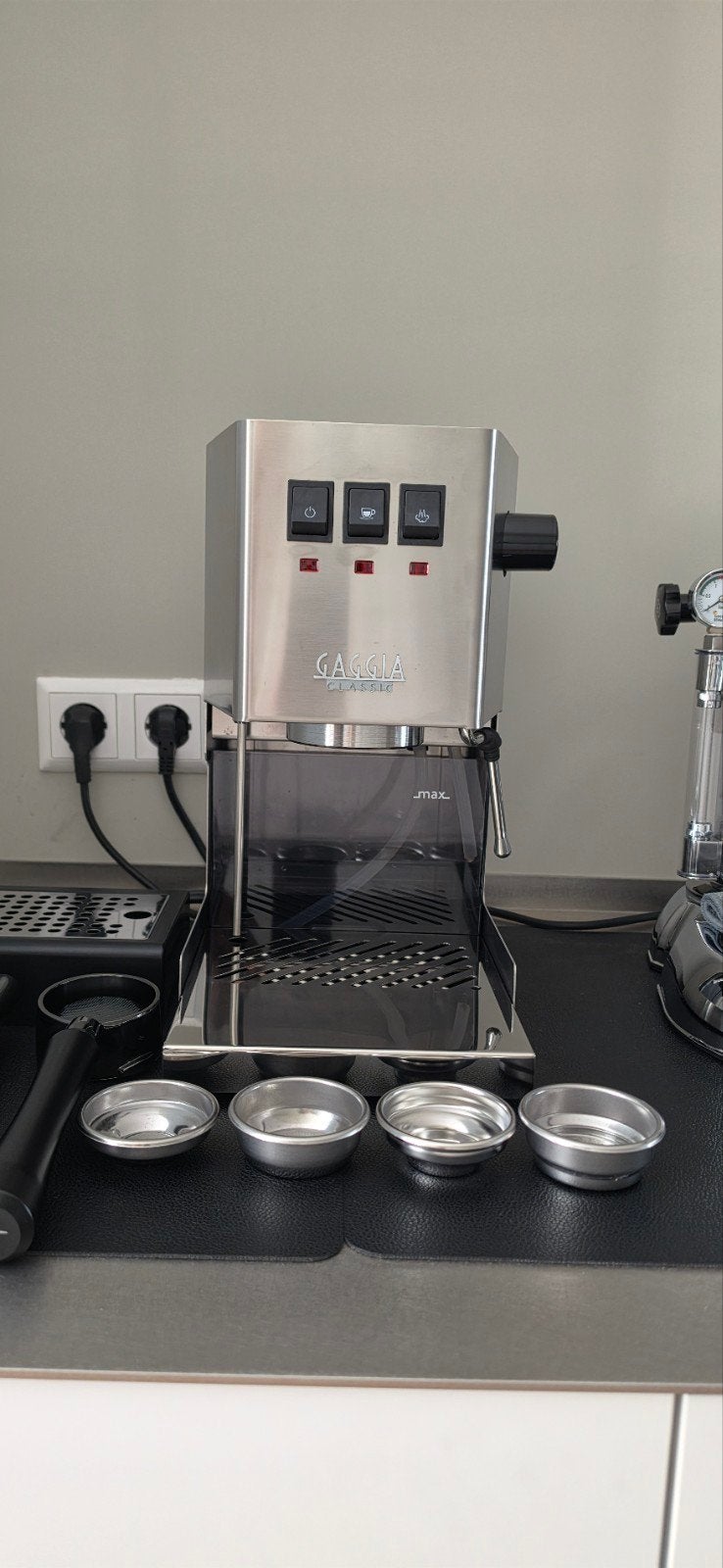 Gaggia Classic Pro (incl. PID, 9 bar spring en accessoires), Ophalen, Zo goed als nieuw, Espresso apparaat