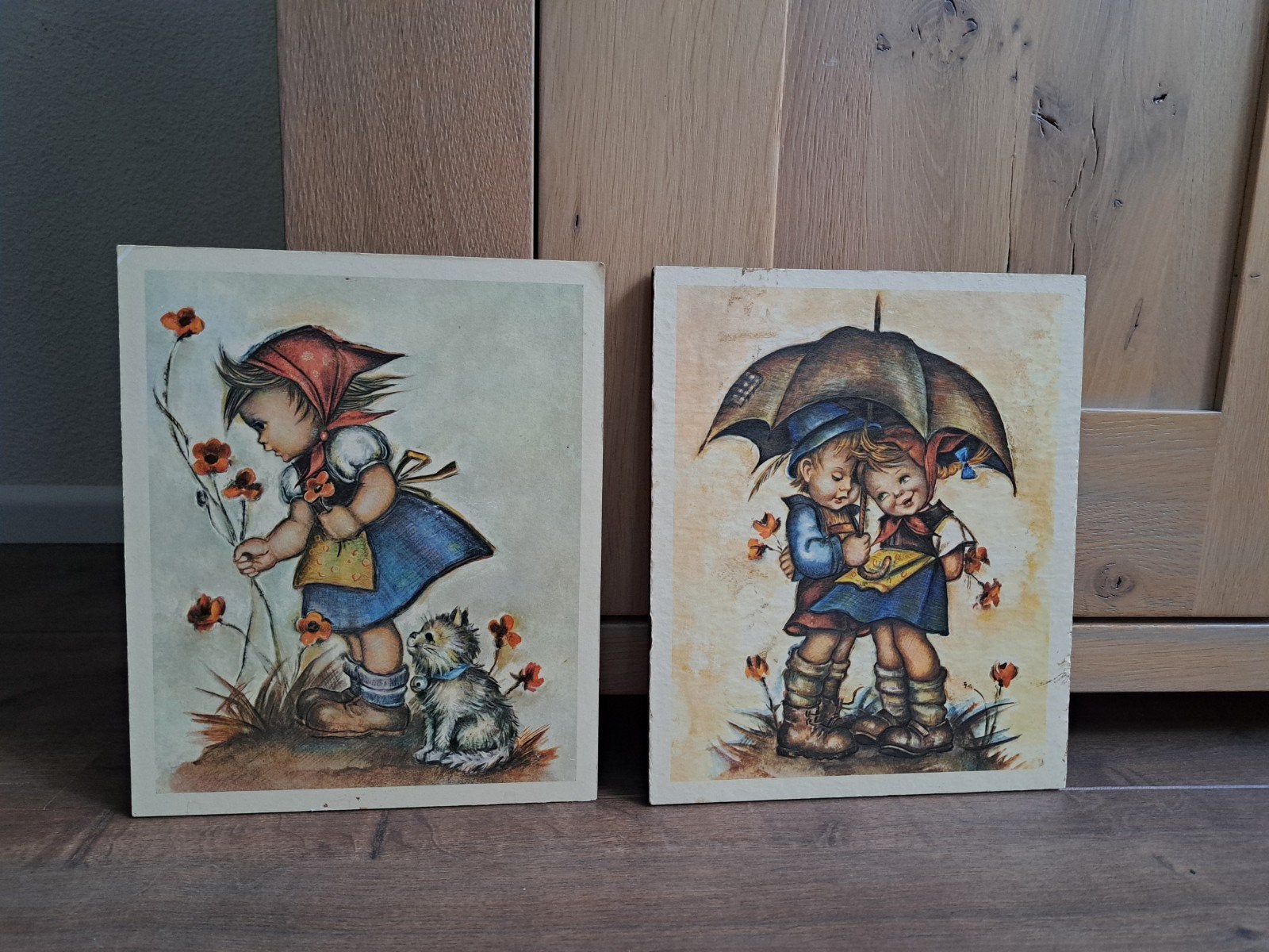 Vintage Hummel prentjes op hardboard
27 bij 23 cm 1974 pst, Ophalen of Verzenden, Minder dan 50 cm, Schilderij, Minder dan 50 cm