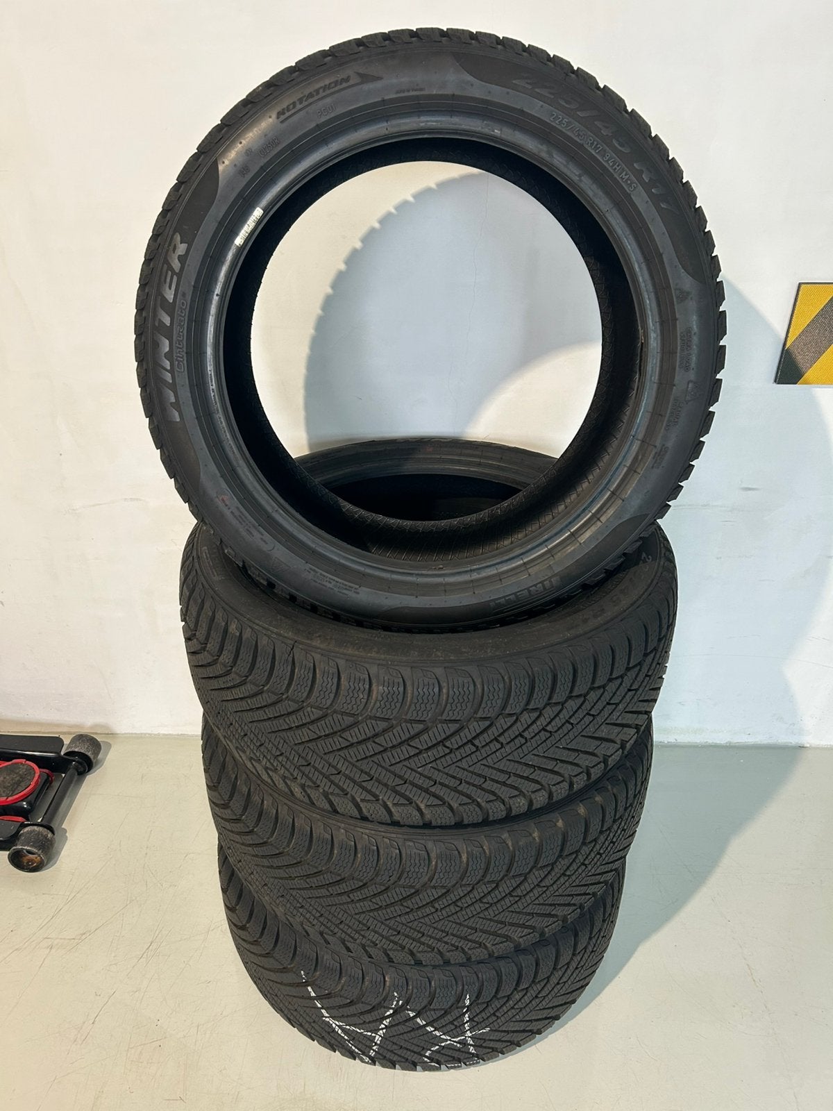 225 45 17 94H Pirelli winterbanden 7-8 mm, Ophalen, Gebruikt, 17 inch, Winterbanden