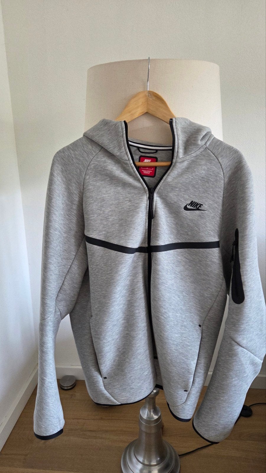 Nike Tech Fleece Vest Grijs Maat M, Maat 48/50 (M), Nike, Ophalen of Verzenden, Zo goed als nieuw